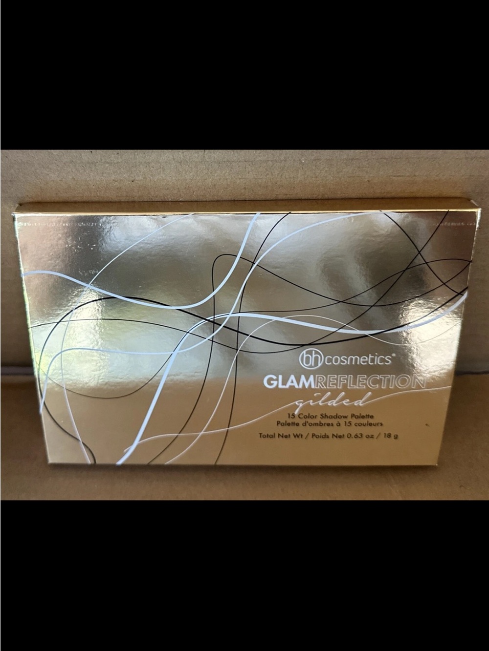 BH Cosmetics GLAM REFLECTION Gilded Eyeshadow Palette - Black and Gold